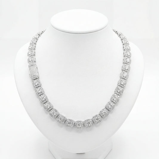 Clustered Stone Chain